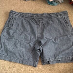 Izod Men's Denim Blue Jean Shorts